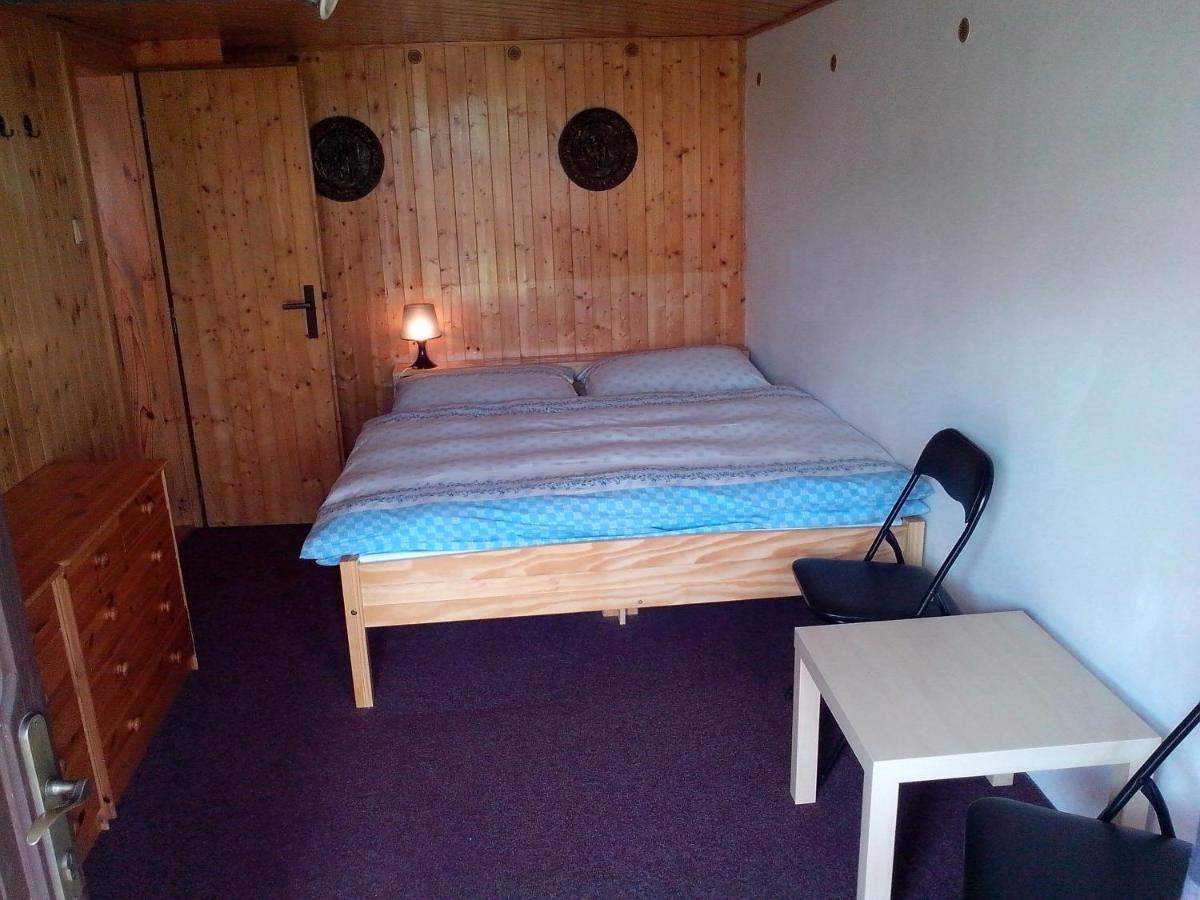 Chalupa Erika Dobsin Room photo